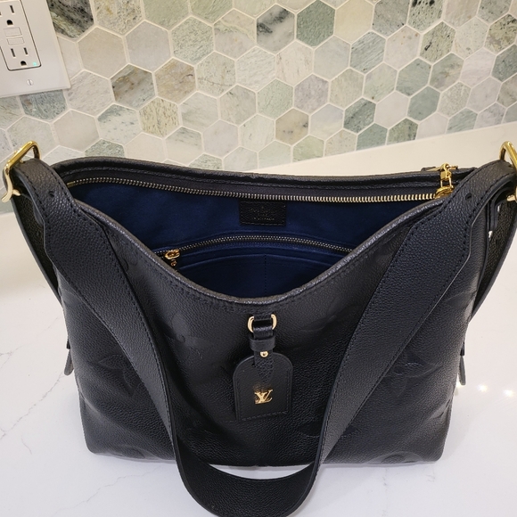 LOUIS VUITTON CARRYALL PM - Picture 11 of 17